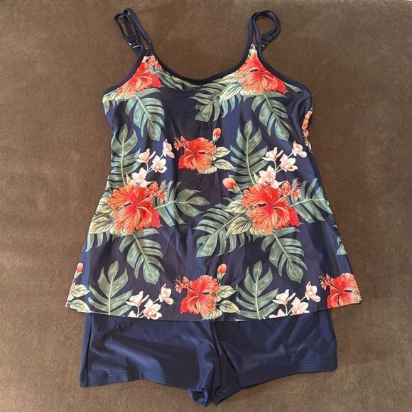 Women’s Navy Floral Tankini Two Piece Swimsuit Boy Short Bottom Size L (US8) NEW - Picture 1 of 13